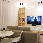 Trev 아파트 *